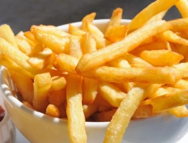 Το κόλπο για τις τηγανητές πατάτες που έκανε το ίντερνετ να «παραληρεί»